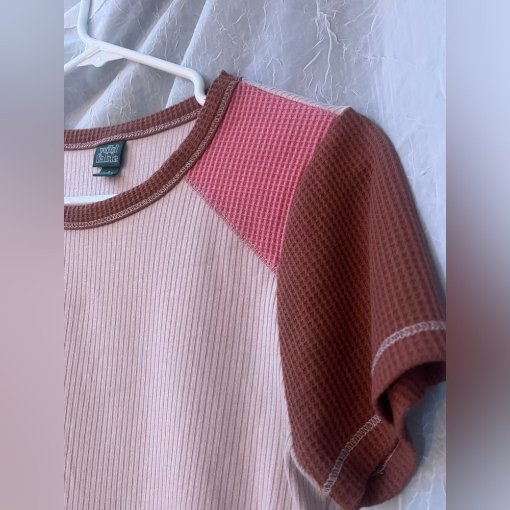 Wild Fable Color-Block Crop Top - Picture 5 of 9